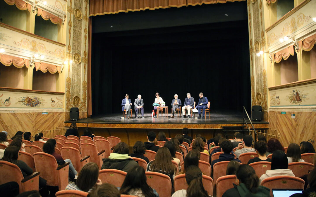 La Piazza universale